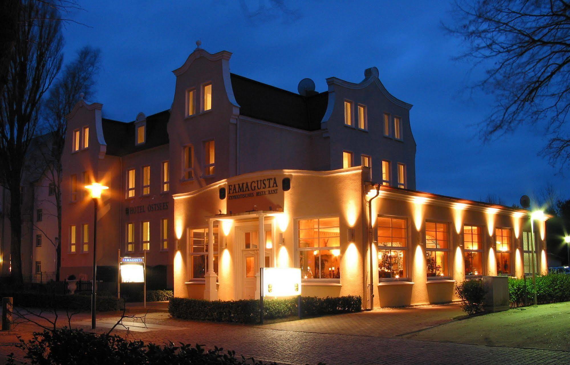 Hotel Ostseestern Ostseebad Kühlungsborn エクステリア 写真